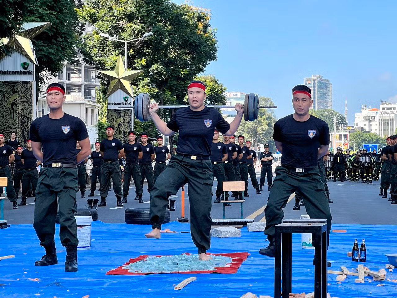 Chương trình đặc biệt biểu diễn võ thuật, diễu hành kỵ binh và nhạc kèn CAND -0