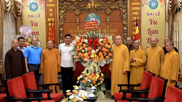 Bộ Công an chúc mừng Giáo hội Phật giáo Việt Nam nhân mùa Vu Lan