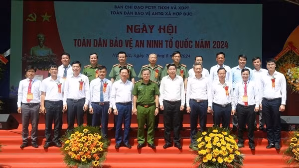 Sôi nổi Ngày hội toàn dân bảo vệ ANTQ ở tỉnh Bắc Giang
