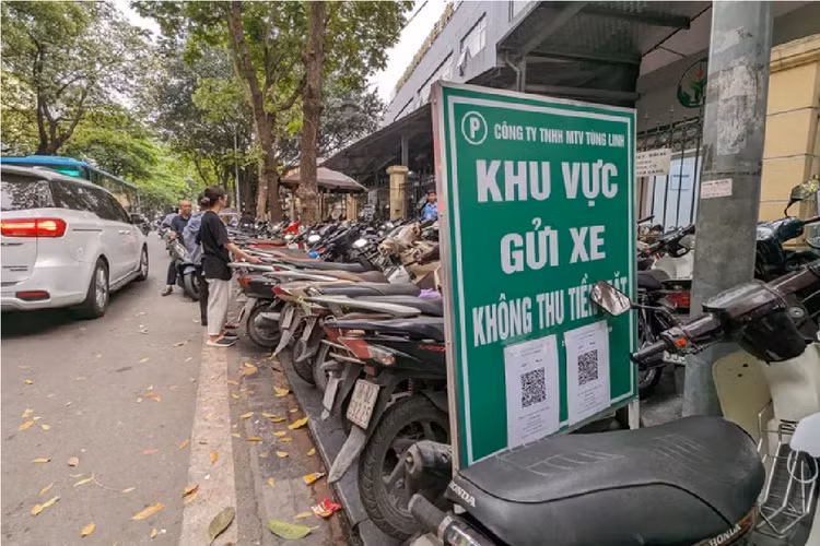Trông giữ xe không dùng tiền mặt: Hệ thống hay bị treo khi thanh toán -0