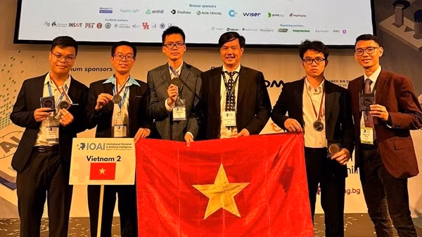 Về một kỳ thi truyền cảm hứng cho học sinh đam mê lĩnh vực AI