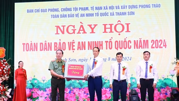 Nhiều hoạt động thiết thực tại Ngày hội toàn dân bảo vệ ANTQ ở Hà Nam
