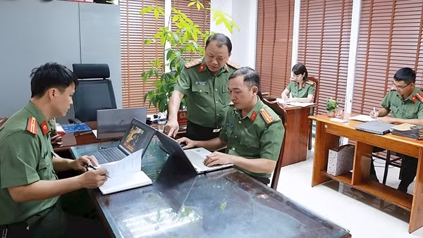 "Xanh hóa" không gian mạng, đẩy lùi tin xấu độc