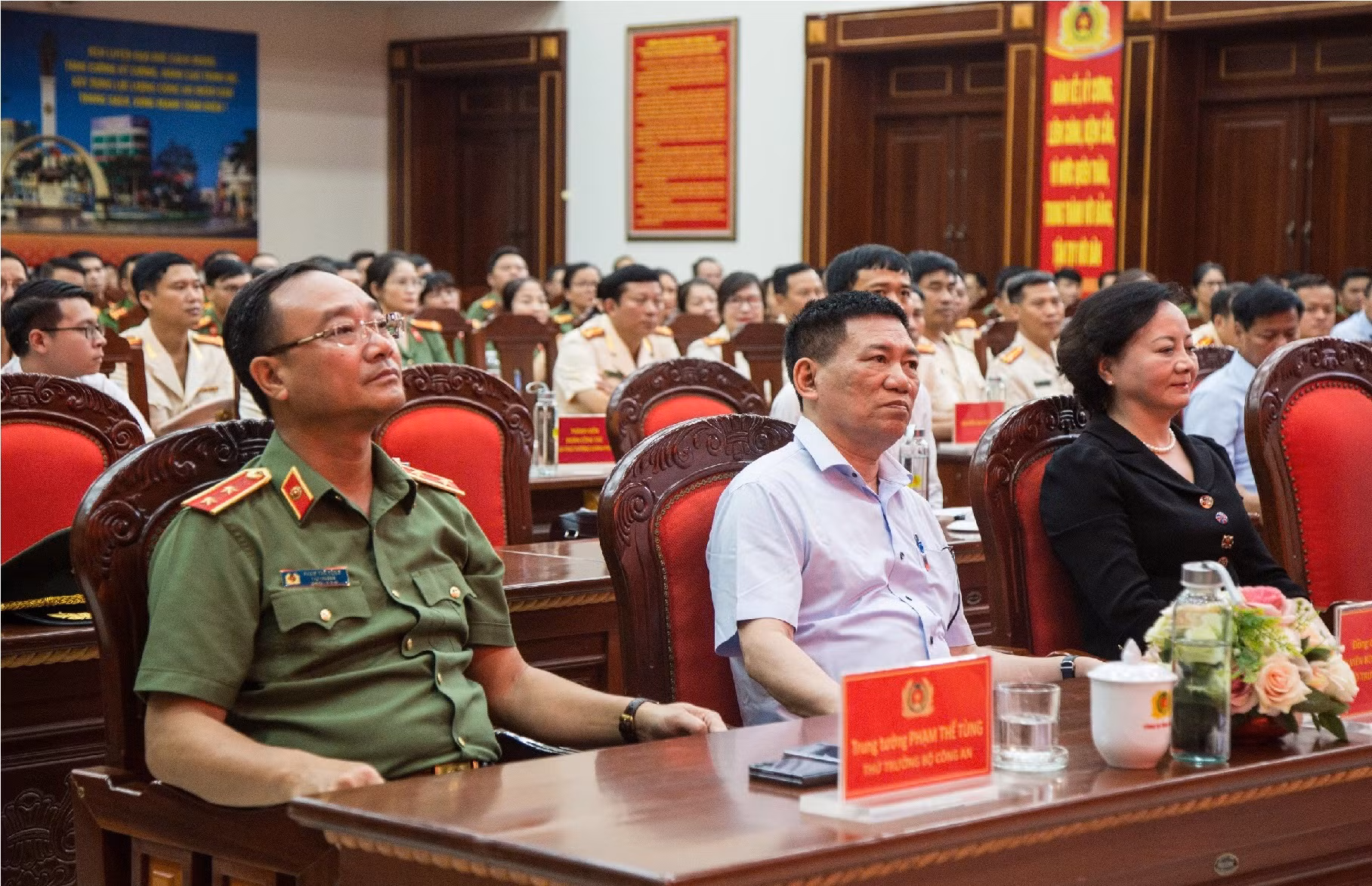Thủ tướng Phạm Minh Chính thăm cán bộ, chiến sĩ Công an tỉnh Đắk Lắk -0