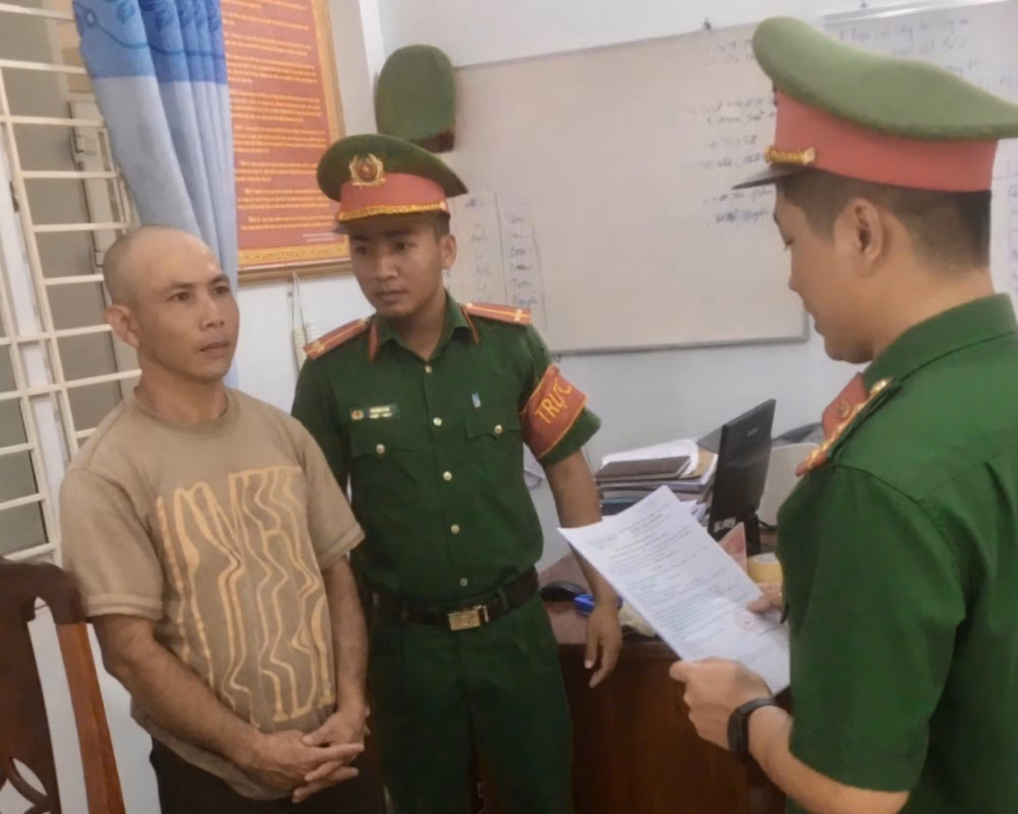Bắt tạm giam đối tượng “bức tử” người tình -0