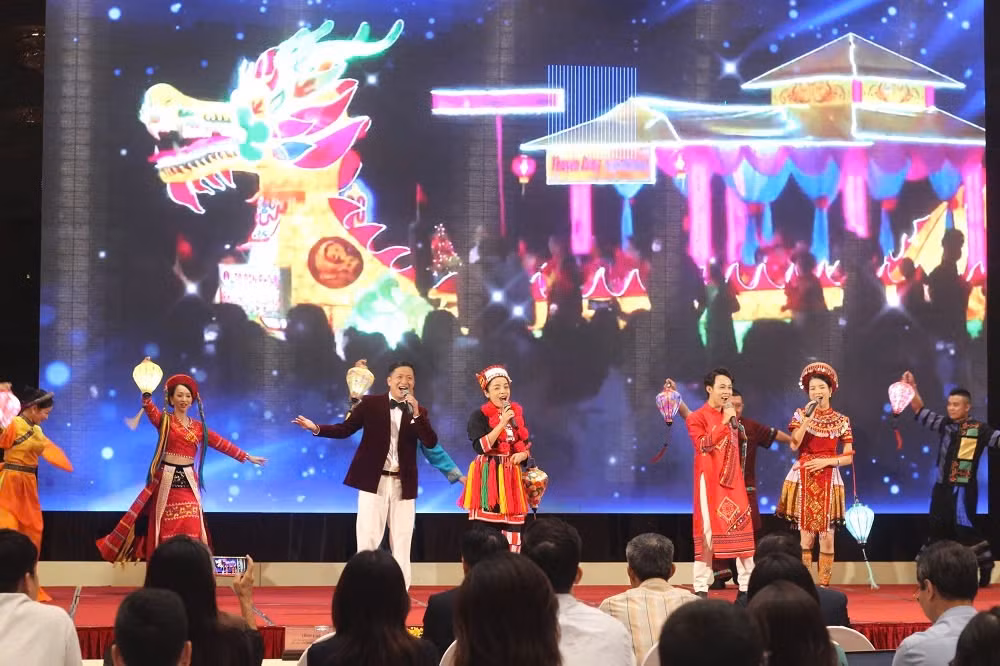 Kết hợp Liên hoan trình diễn di sản văn hóa phi vật thể đại diện của nhân loại và Lễ hội thành Tuyên -0