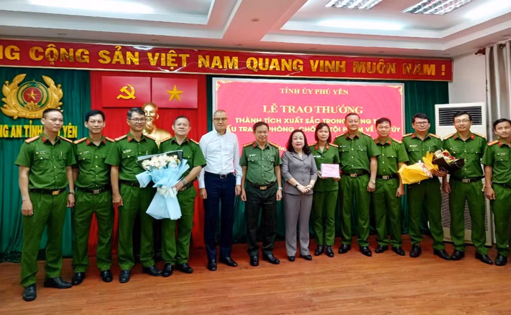 Phú Yên kéo giảm tội phạm đánh bạc truyền thống giải quyết dứt điểm án bị hủy để điều tra xét xử lại -0