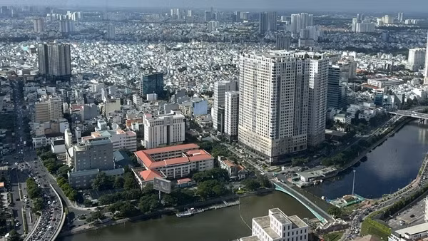 Cân nhắc việc tăng giá đất ở TP Hồ Chí Minh, tránh tác động tiêu cực