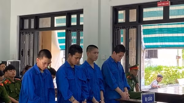 Nhận giao ma túy từ Lào về Huế, 4 đối tượng chia nhau mức án 70 năm tù