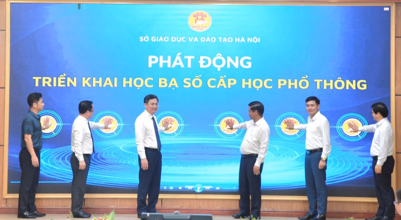 Hà Nội sắp triển khai học bạ số ở tất cả các trường phổ thông -0
