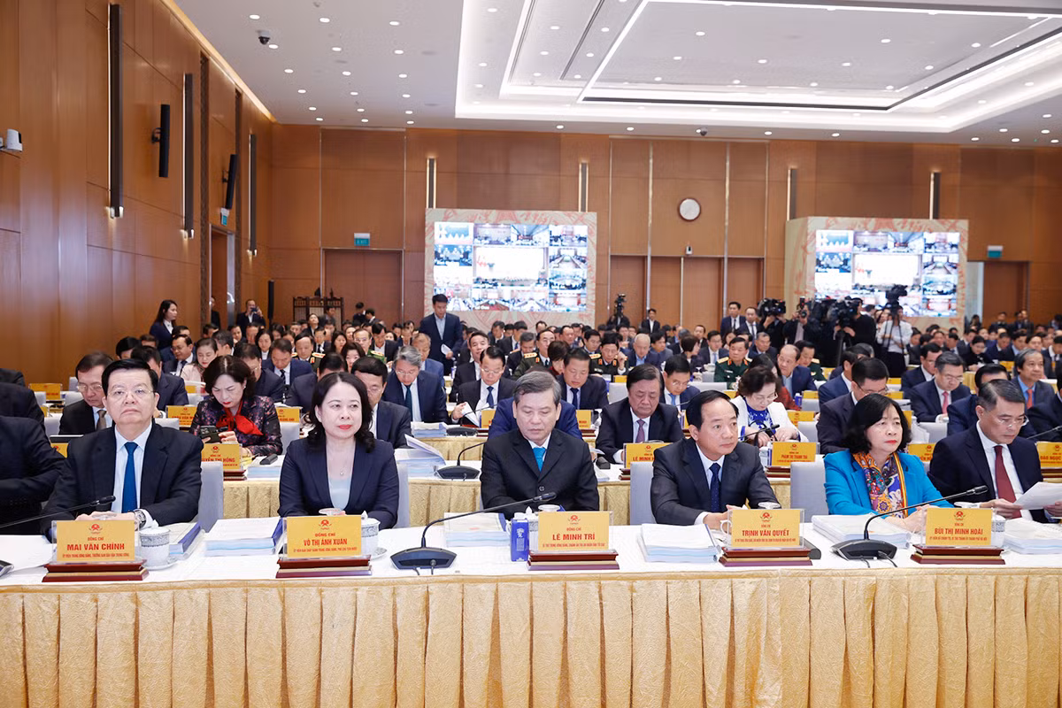 Tổng Bí thư Tô Lâm: Làm tổ cho “đại bàng” và những cánh đồng cho “đàn ong” làm mật -0