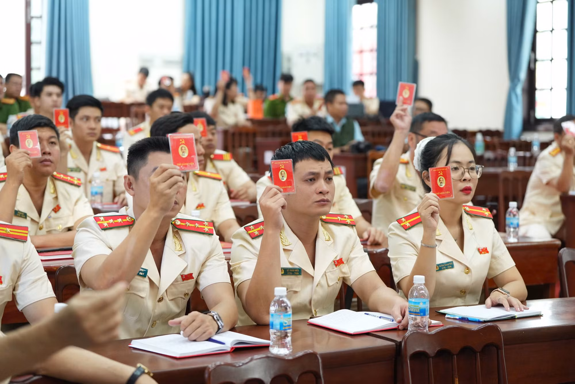 Đại hội điểm Đảng bộ đầu tiên trong Công an Khánh Hòa -0