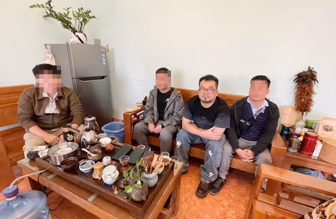 Khởi tố nhóm đối tượng làm việc tại phòng khám Bách Giai do sản xuất thuốc giả -0