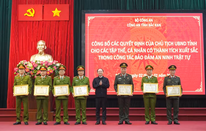 Công an tỉnh Bắc Kạn kéo giảm 24% tội phạm về trật tự xã hội -0