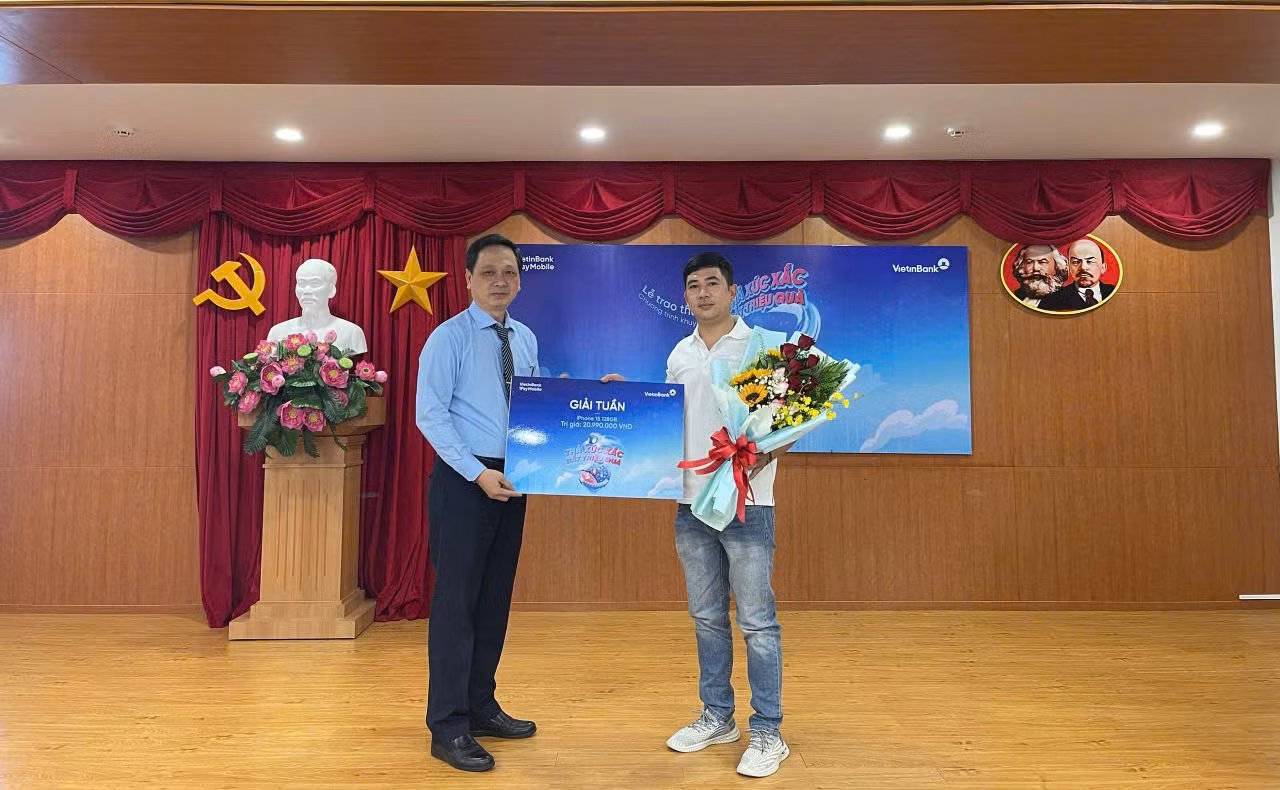 Lộ diện những chủ nhân may mắn trúng iPhone 15, AirPods 3 chương trình “Thả xúc xắc – Bắt triệu quà” của VietinBank iPay Mobile -0