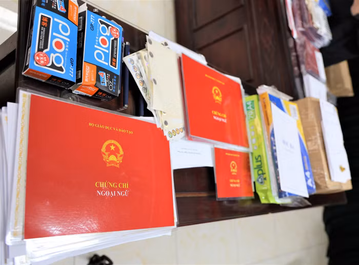 Công an tỉnh Nam Định triệt phá đường dây làm giả con dấu, tài liệu của cơ quan, tổ chức -0