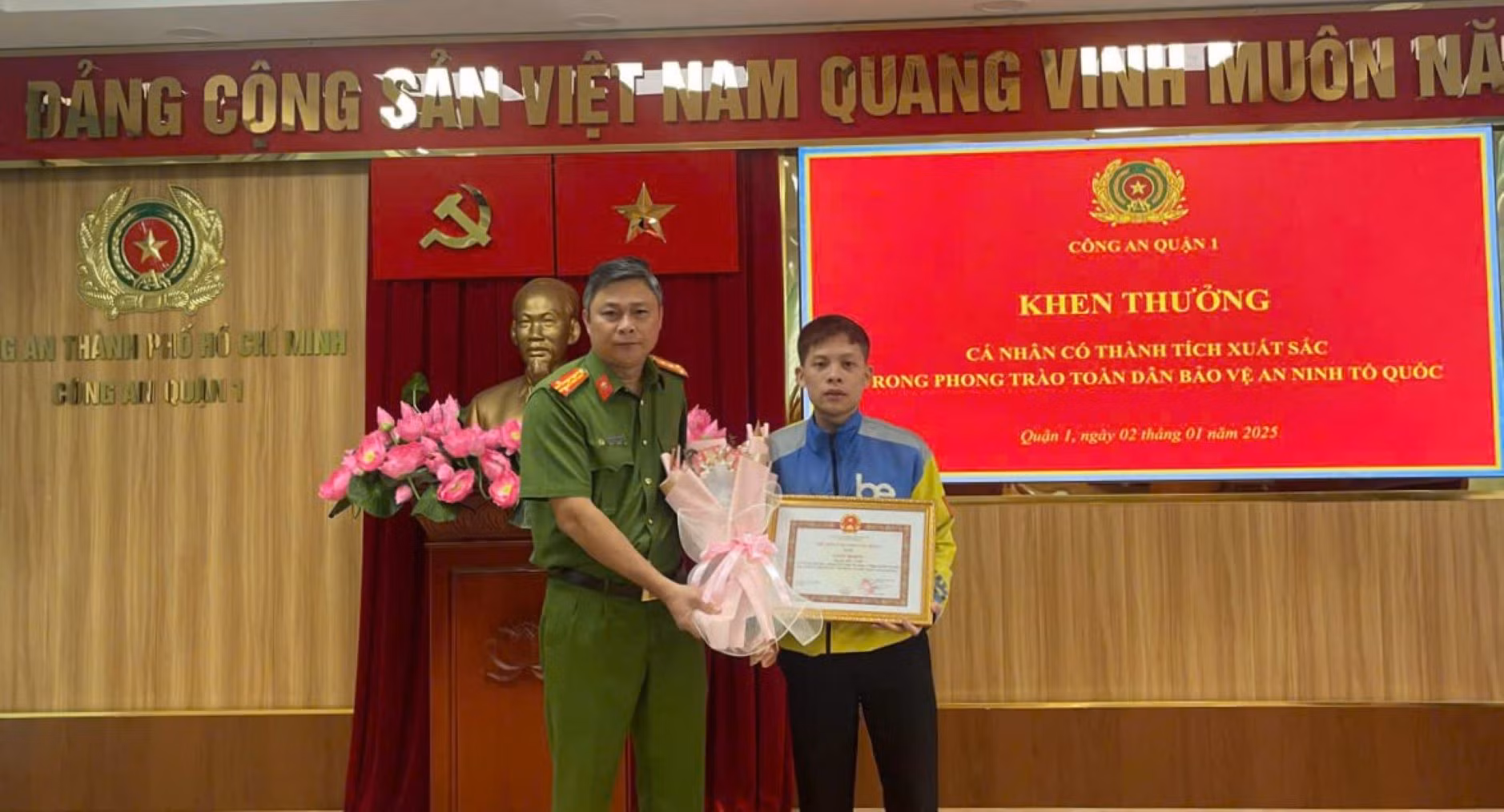 khen.jpg -0