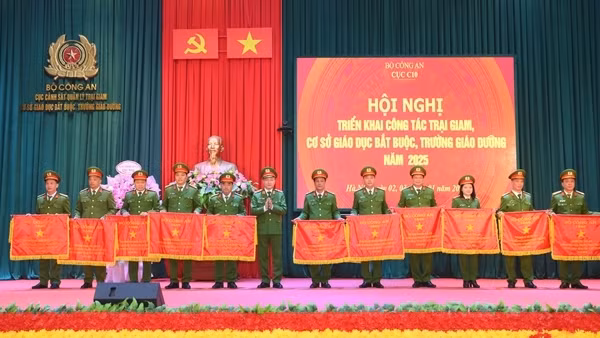 Đảm bảo an toàn cơ sở giam giữ, thực hiện tốt chế độ, chính sách đối với phạm nhân