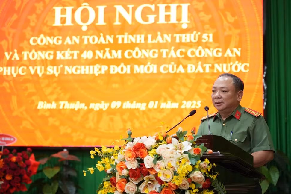 Luôn nêu cao tinh thần cảnh giác đấu tranh với các loại tội phạm -0