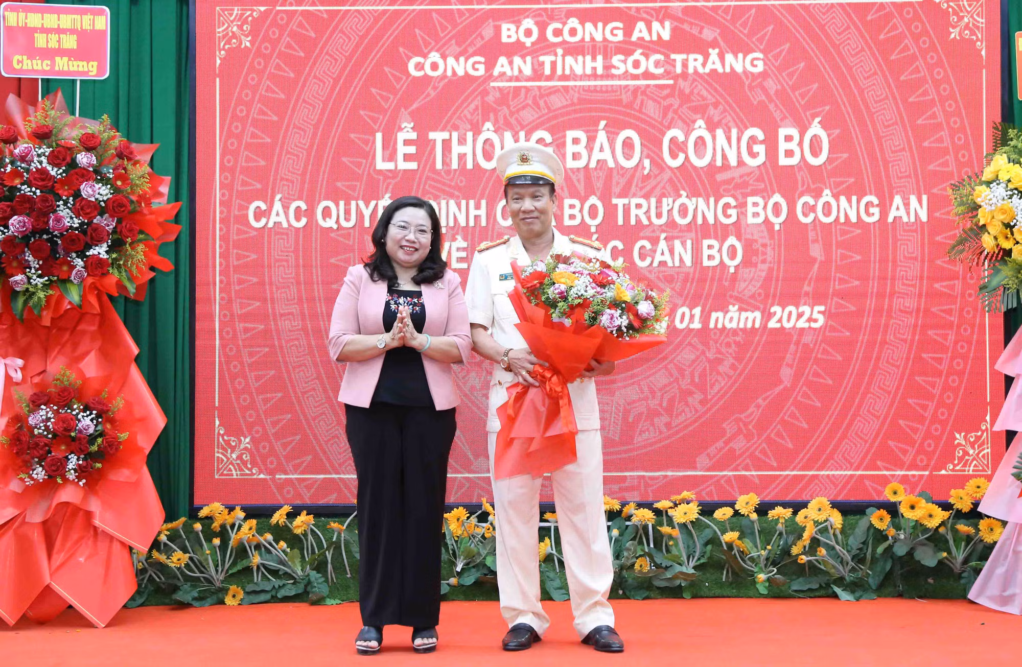 Thông báo và công bố các Quyết định của Bộ trưởng Bộ Công an về công tác cán bộ -0