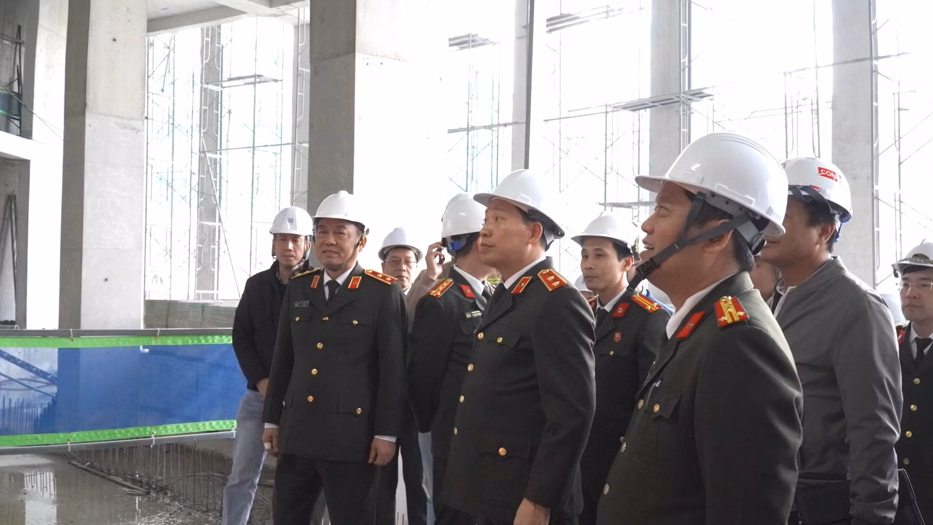 Thứ trưởng Lê Văn Tuyến thăm, kiểm tra tiến độ công trình trụ sở Bộ Công an -0