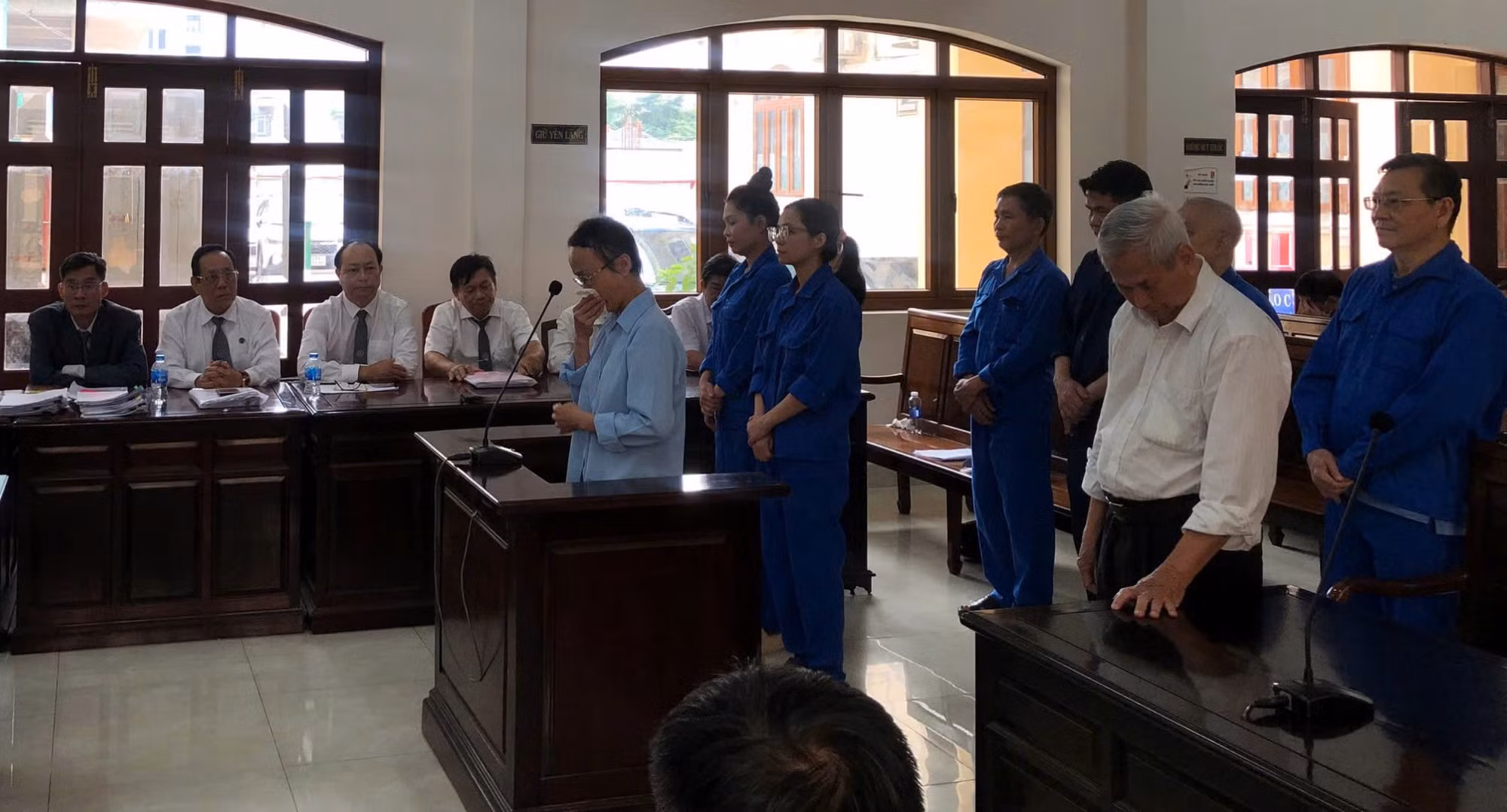 Hai cựu Hiệu trưởng Trường Đại học Đồng Nai cùng thuộc cấp bị phạt tù vì thu chi sai 106 tỷ đồng -0