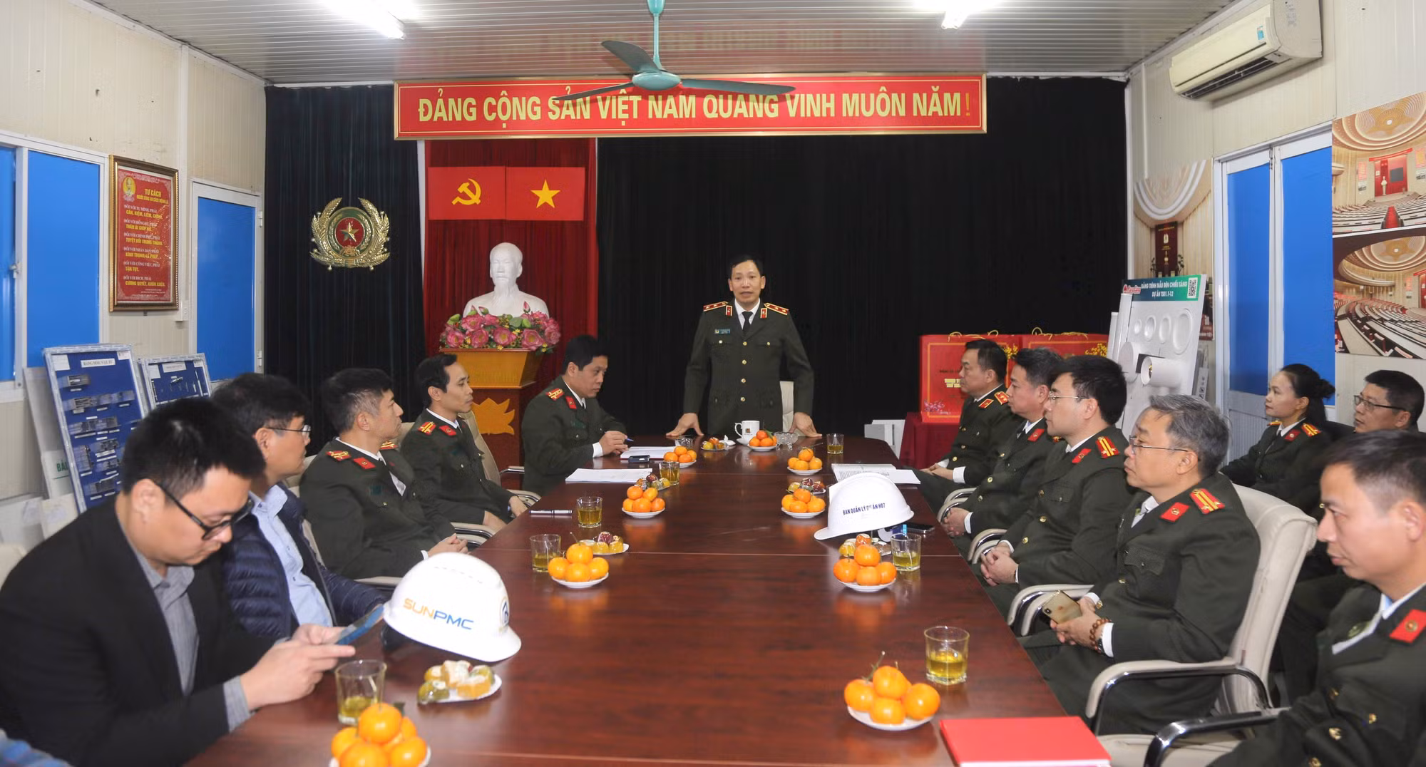 Thứ trưởng Lê Văn Tuyến thăm, kiểm tra tiến độ công trình trụ sở Bộ Công an -0
