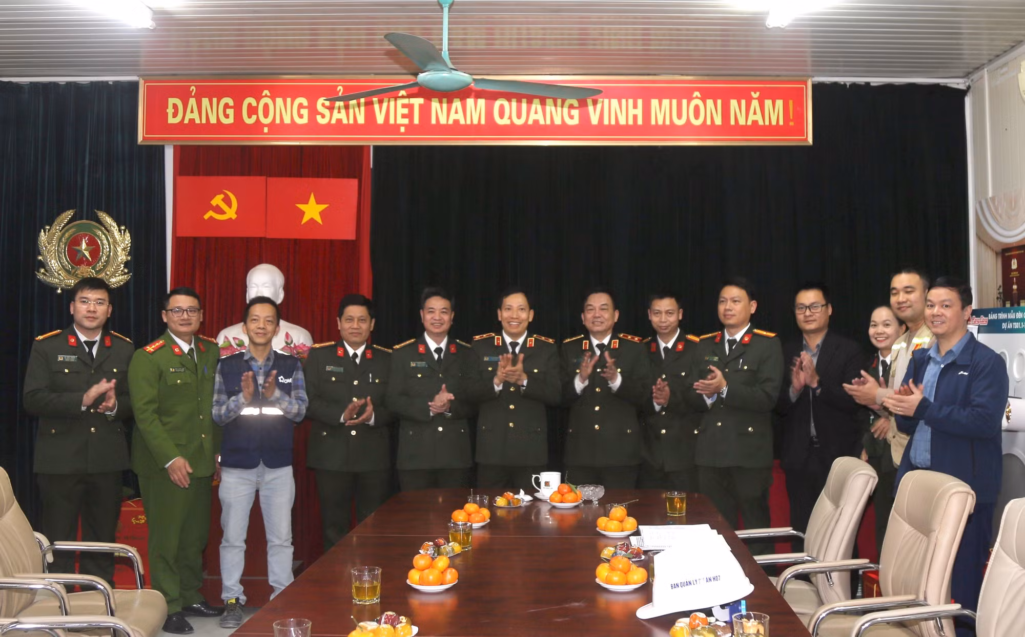 Thứ trưởng Lê Văn Tuyến thăm, kiểm tra tiến độ công trình trụ sở Bộ Công an -0