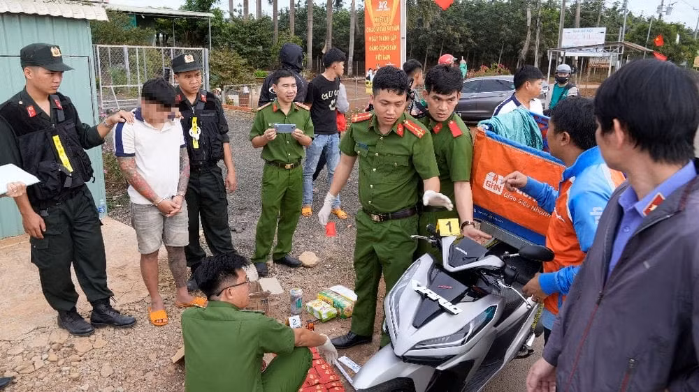 Tấn công mạnh tội phạm ma túy lợi dụng công nghệ cao -0