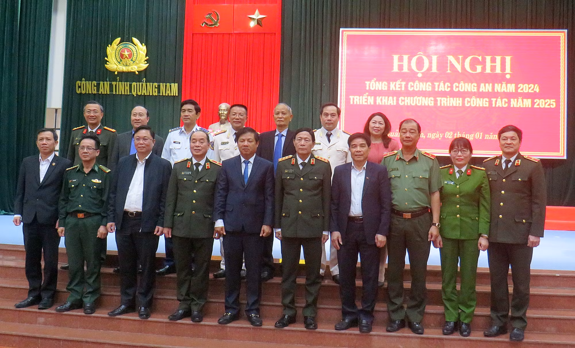 Công an tỉnh Quảng Nam cần gương mẫu, đi đầu trong thực hiện nhiệm vụ được giao -0