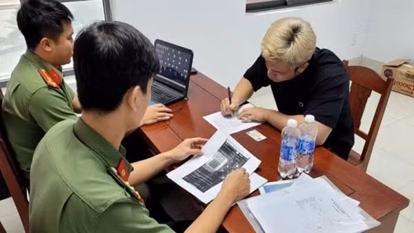 Phạt 30 triệu đồng một đối tượng xúc phạm lãnh tụ trên TikTok