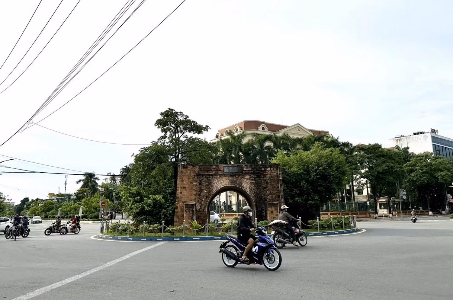 Chẳng lẽ không có chuyện 