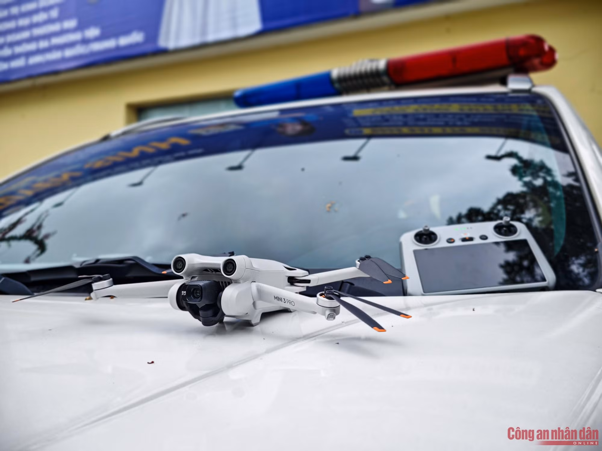 CSGT bay Flycam soi vi phạm trên đường Vành đai 3 trên cao -2
