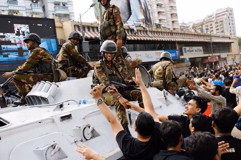 Bangladesh lúng túng trước ngã ba lịch sử -0