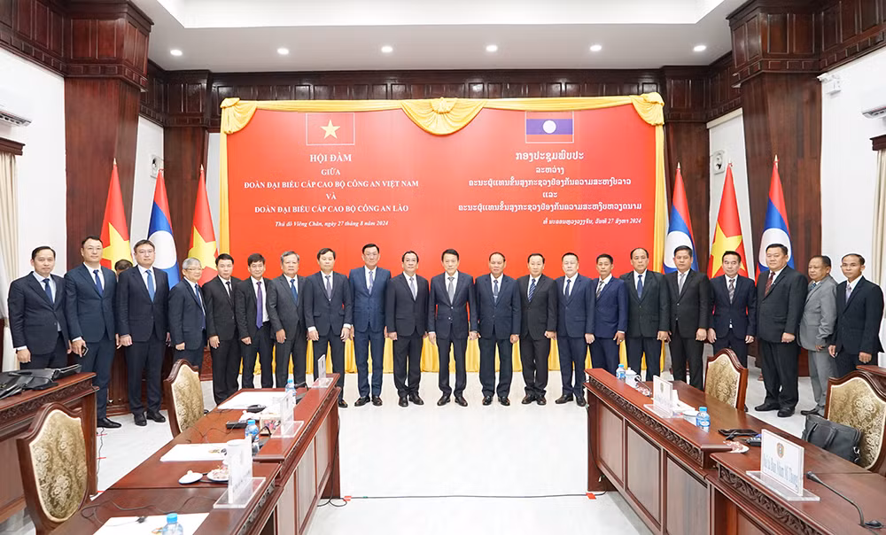 Tiếp tục vụ đắp mối quan hệ hữu nghị vĩ đại, đoàn kết đặc biệt Việt Nam - Lào -0