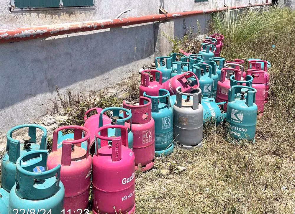 Phát hiện cơ sở thu gom gần 3.000 vỏ bình gas trái phép -0