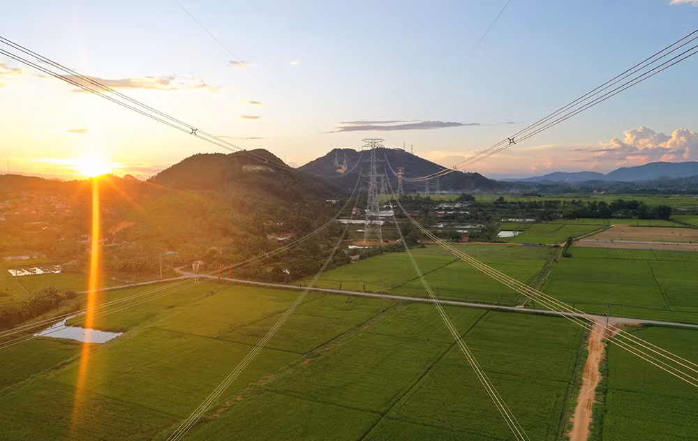 Đóng điện đường dây 500kV Quảng Trạch – Quỳnh Lưu: Thông tuyến toàn bộ đường dây 500kV mạch 3 -0
