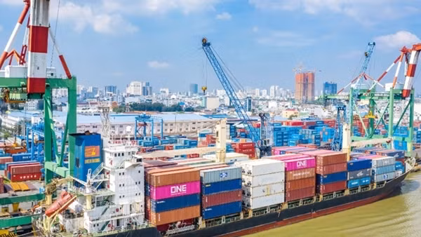 Phát huy thế mạnh ngành logistics Việt Nam