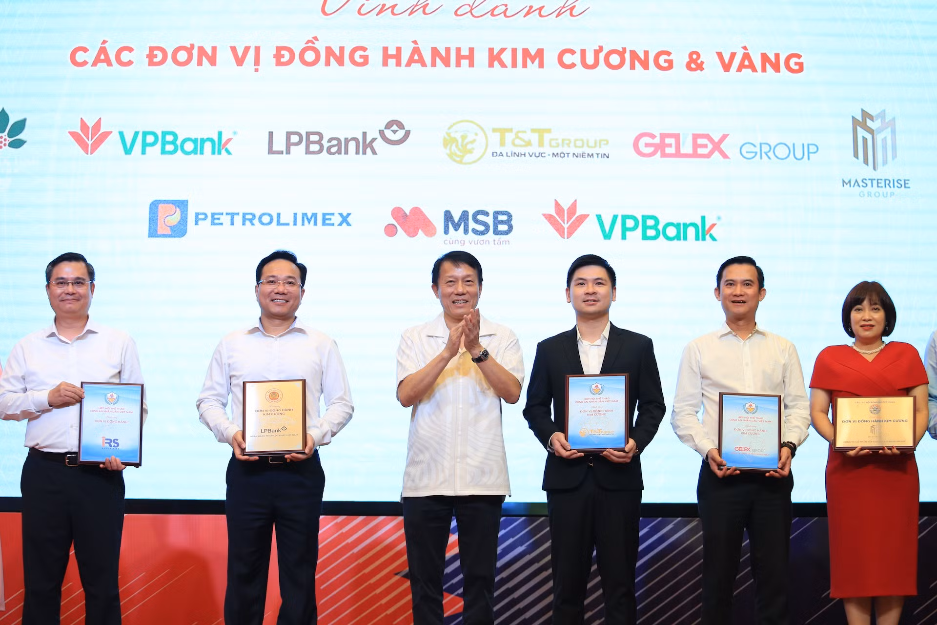CLB Bóng đá Công an Hà Nội, CLB Bóng đá PVF-CAND xuất quân mùa giải 2024-2025 -0