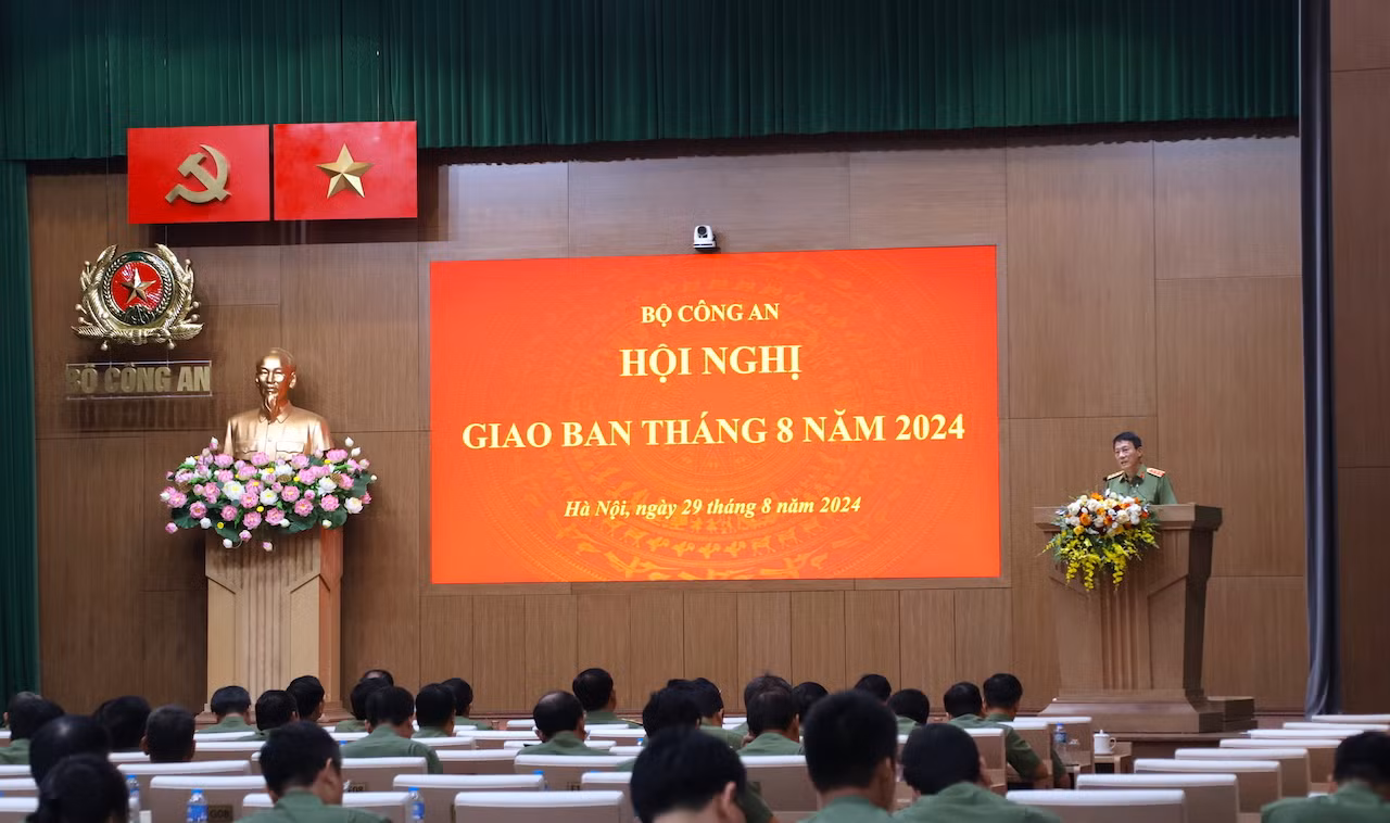 Lực lượng Công an bảo đảm duy trì tiến độ các công việc thường xuyên và đột xuất -0
