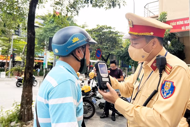 Xử lý nghiêm vi phạm nồng độ cồn, đua xe trái phép dịp lễ 2/9 -0