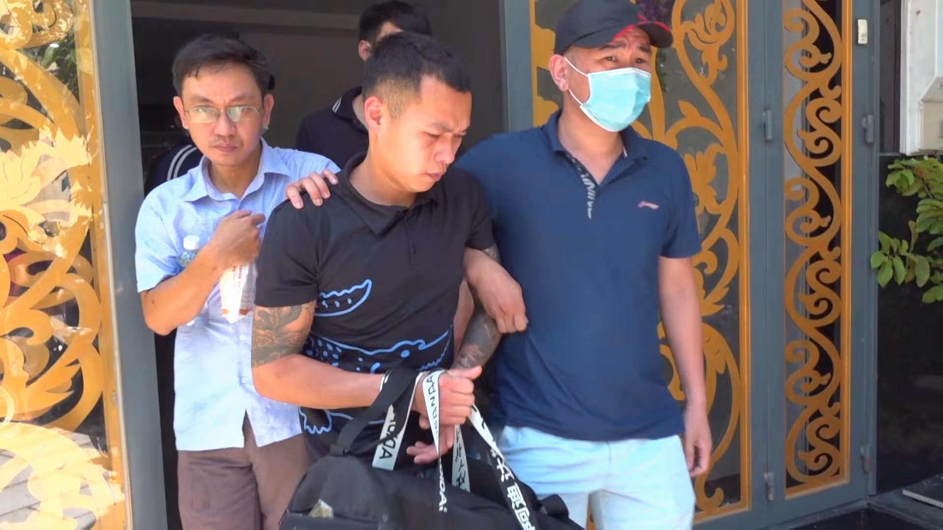 Bắt khẩn cấp nhóm đối tượng đặc biệt nguy hiểm -0