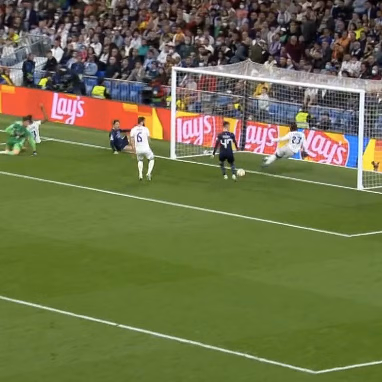 Real Madrid vào chung kết Champions League: Ngọt và Đắng -0
