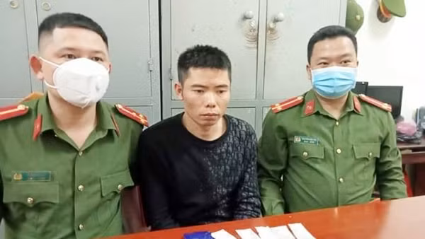 Bắt người đàn ông vận chuyển 2 bánh heroin ảnh 4