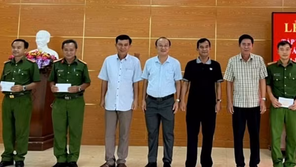 Ép đi nhà nghỉ không thành, suýt gây án mạng ảnh 3
