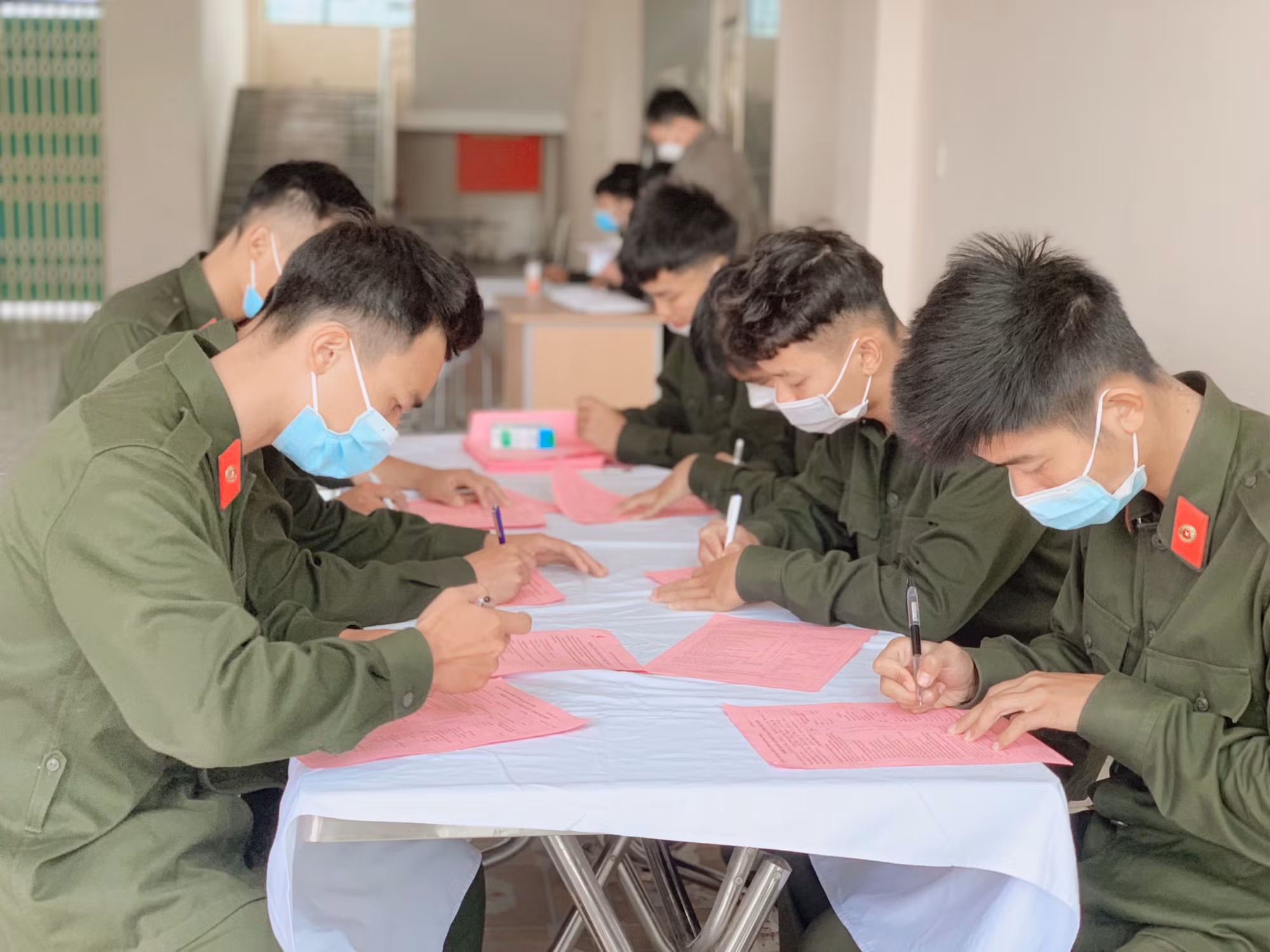 Trung đoàn CSCĐ Đông Bắc sôi nổi Ngày hội hiến máu -0