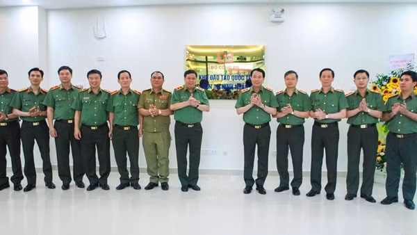 Học viện ANND tổ chức giải thể thao kỷ niệm 132 năm Ngày sinh Chủ tịch Hồ Chí Minh ảnh 2