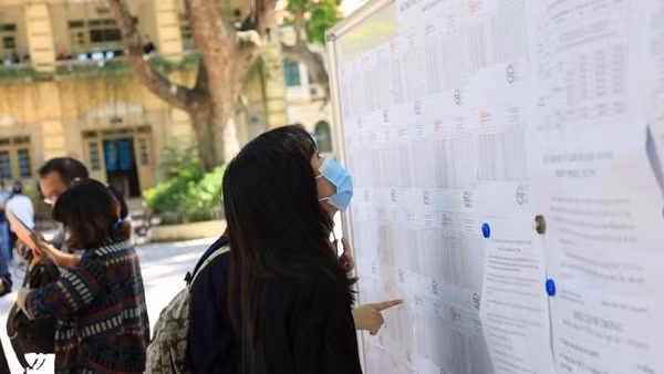 Hà Nội thành lập Ban chỉ đạo kỳ thi tốt nghiệp THPT năm 2022 ảnh 2