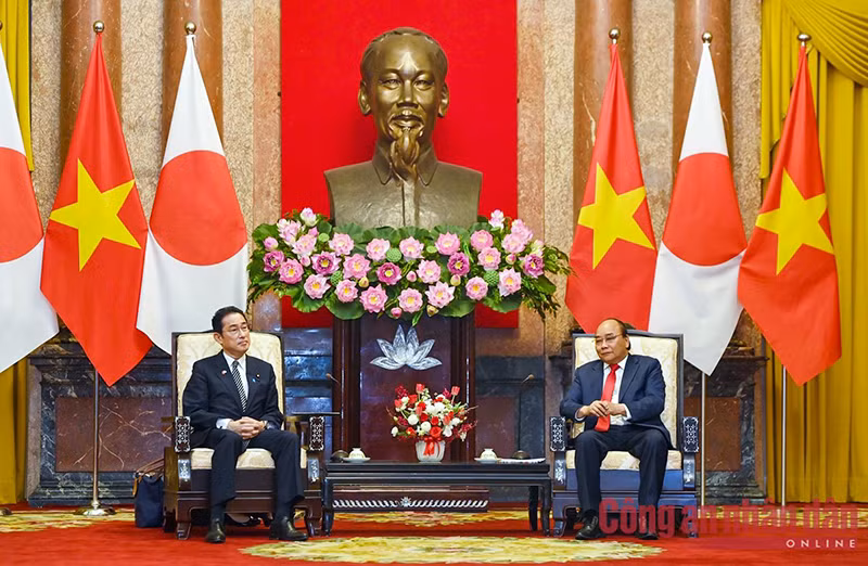 Lãnh đạo Đảng, Nhà nước tiếp Thủ tướng Nhật Bản Kishida Fumio -0