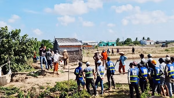 Chủ đầu tư dự án điện gió kêu trời vì bị người dân làm khó